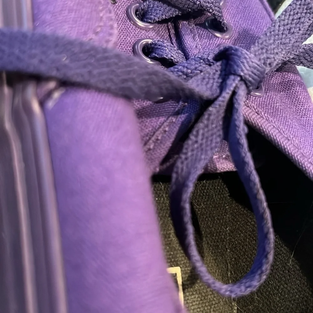 Vans purple off